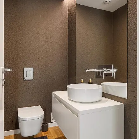 Modern 3br With Terrace In Benfica By Host For Us *