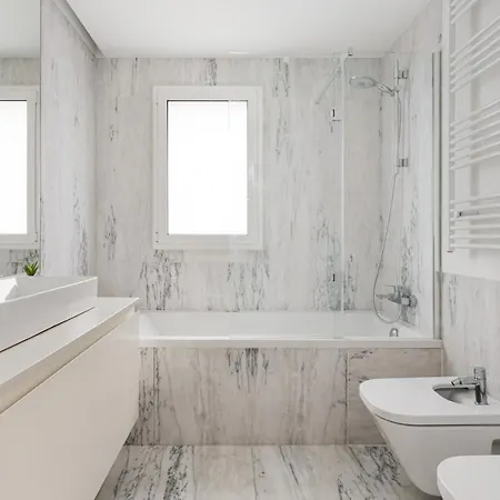 Modern 3br With Terrace In Benfica By Host For Us