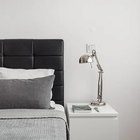 Modern 3br With Terrace In Benfica By Host For Us Lissabon